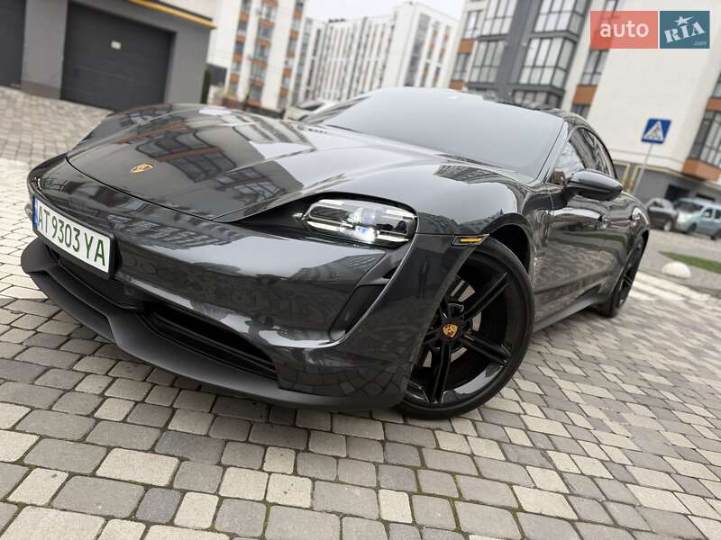 Седан Porsche Taycan 2021 в Ивано-Франковске
