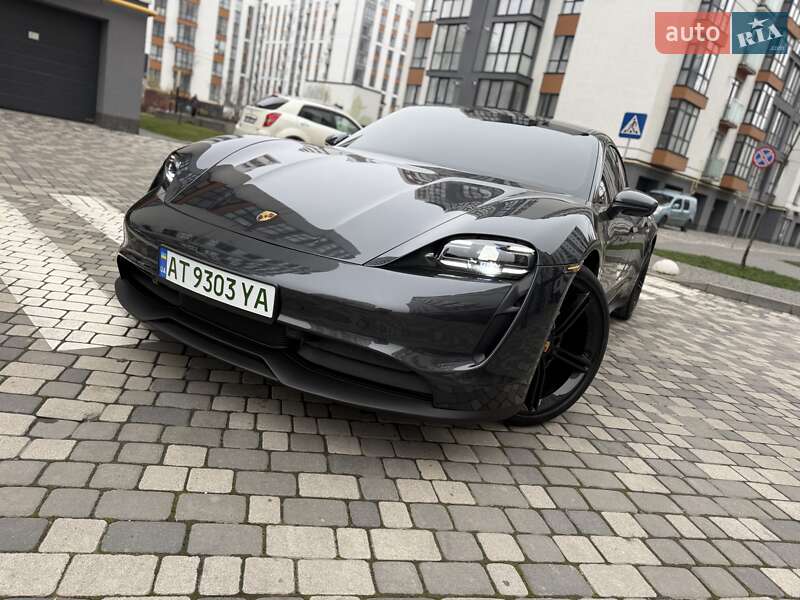 Седан Porsche Taycan 2021 в Ивано-Франковске
