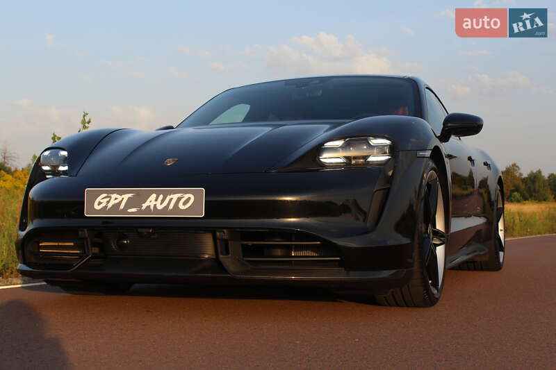 Porsche Taycan 2021 Porsche Taycan 2021