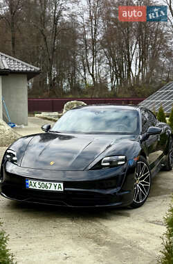 Седан Porsche Taycan 2023 в Коломиї