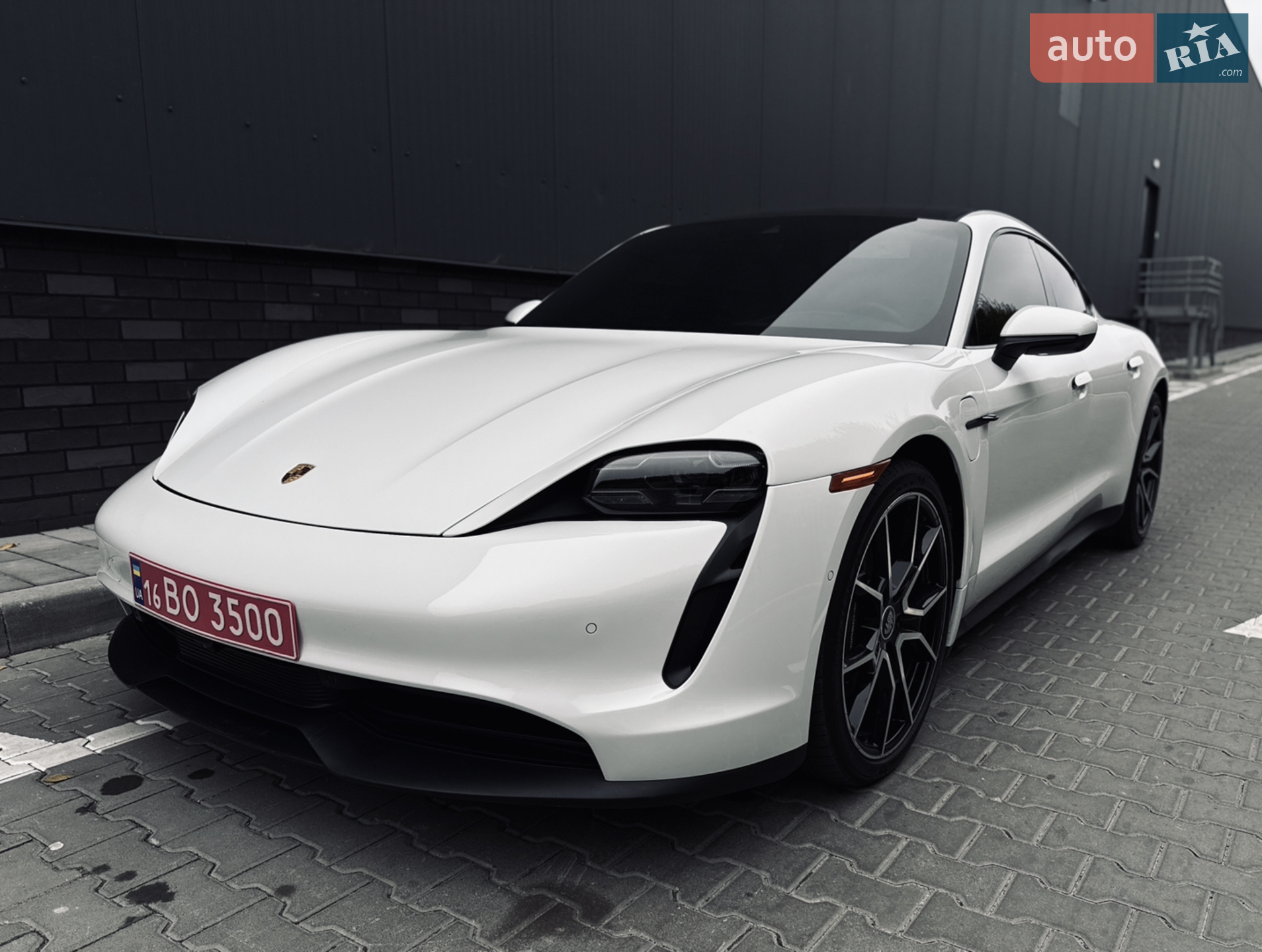 2024 Porsche Taycan - мініатюра 6