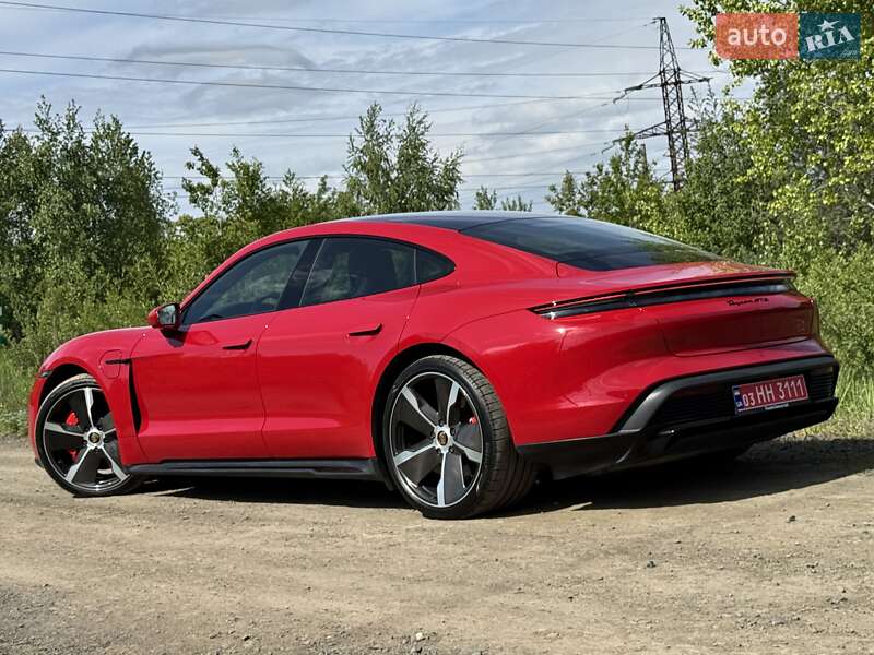 Седан Porsche Taycan 2022 в Києві