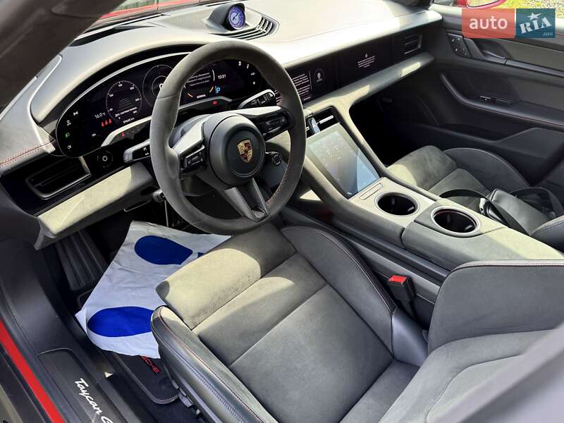 Седан Porsche Taycan 2022 в Києві