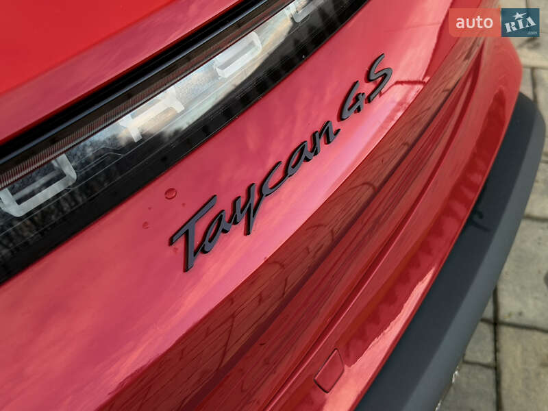 Седан Porsche Taycan 2020 в Луцке