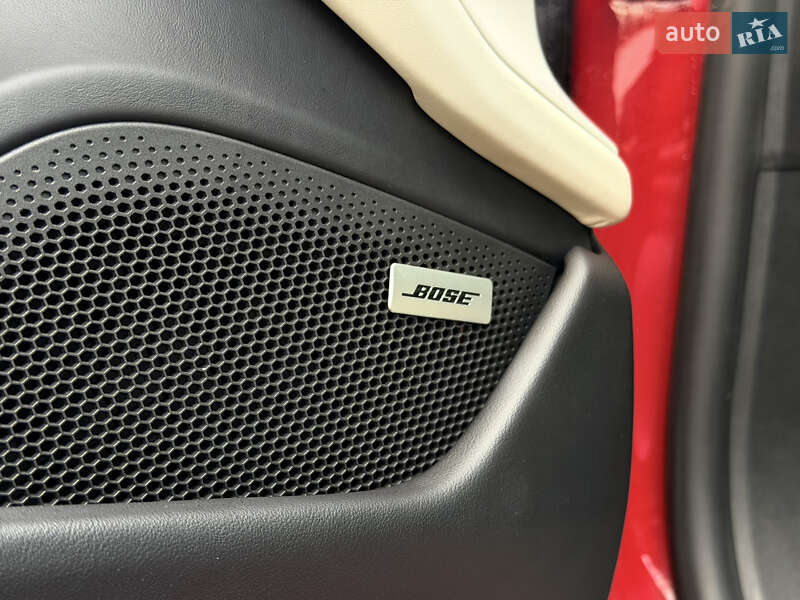 Седан Porsche Taycan 2020 в Луцке