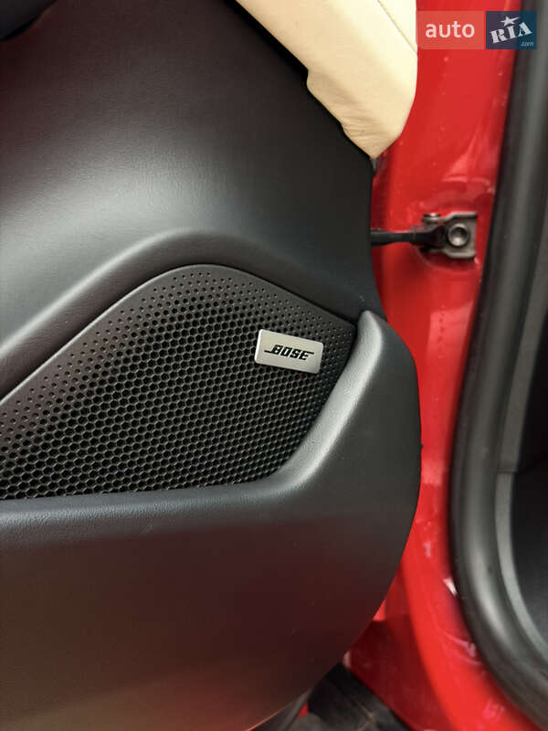 Седан Porsche Taycan 2020 в Луцке