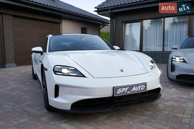 Седан Porsche Taycan 2024 в Києві фото 6 Седан Porsche Taycan 2024 в Києві