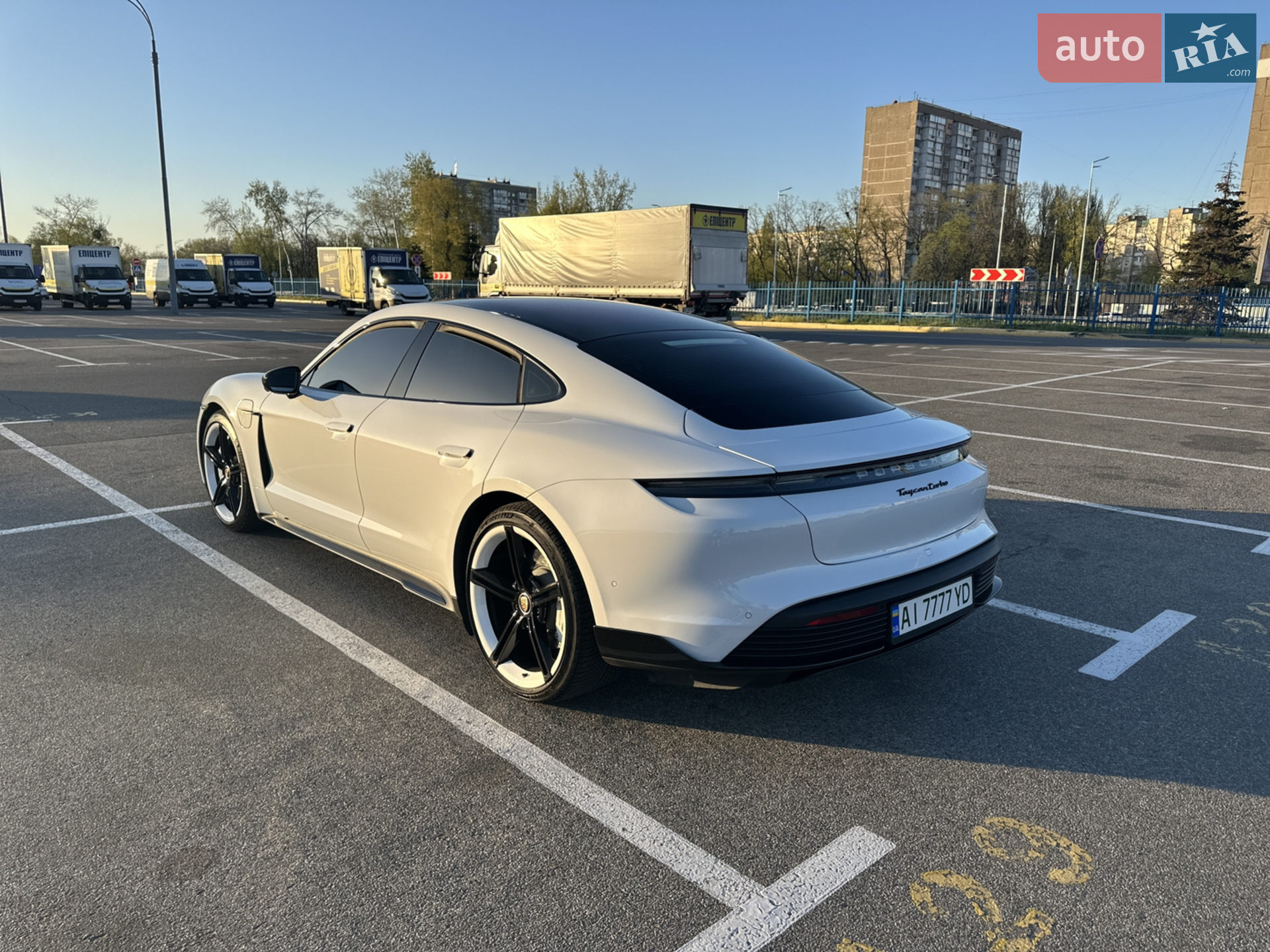 2020 Porsche Taycan - мініатюра 32
