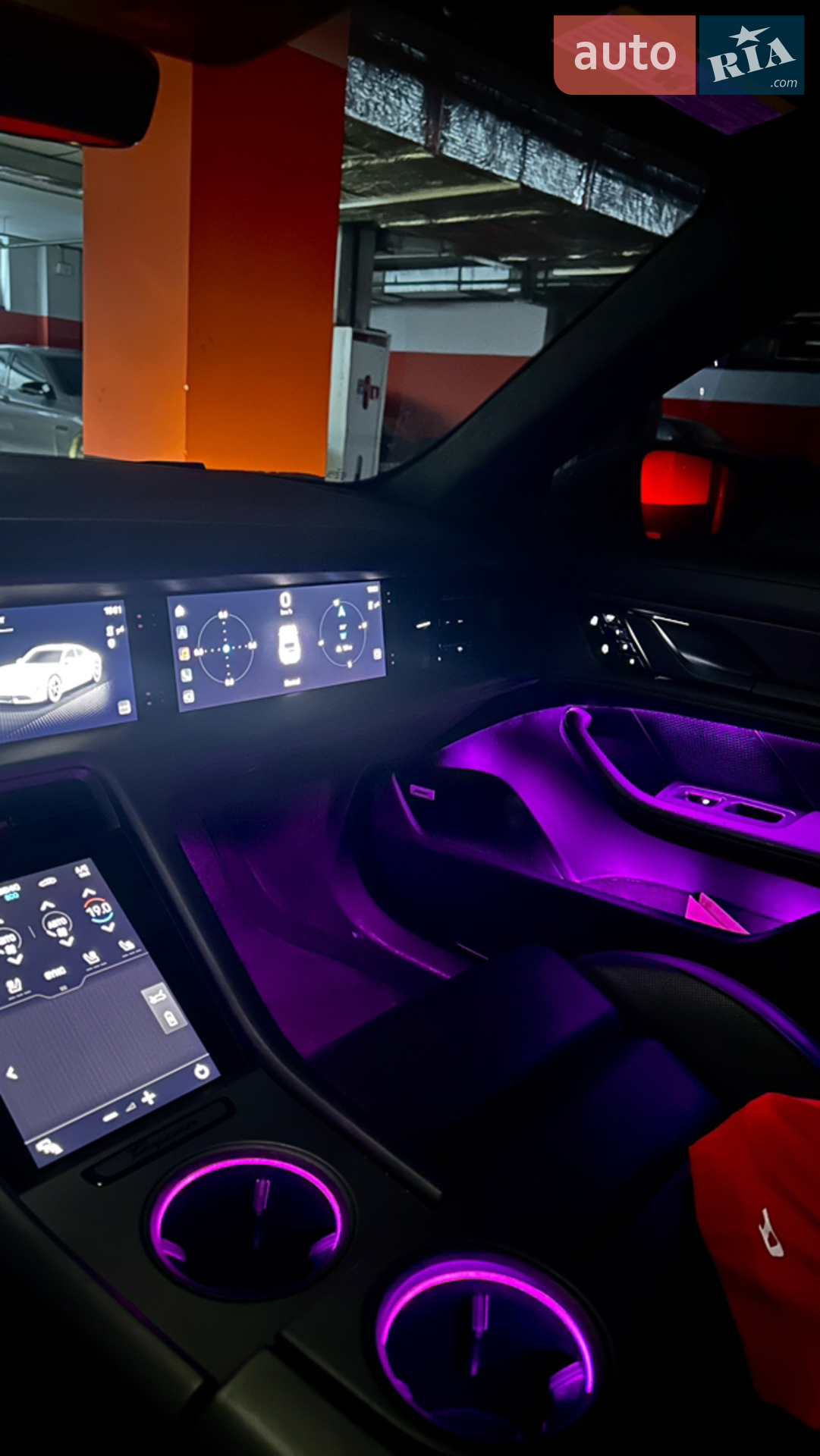 2020 Porsche Taycan - мініатюра 37
