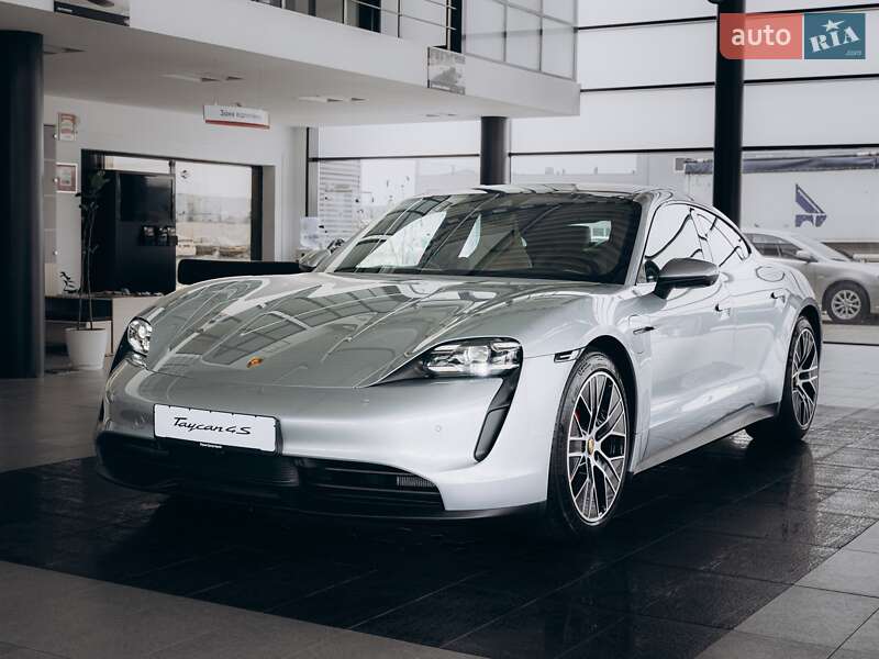 Porsche Taycan 2023