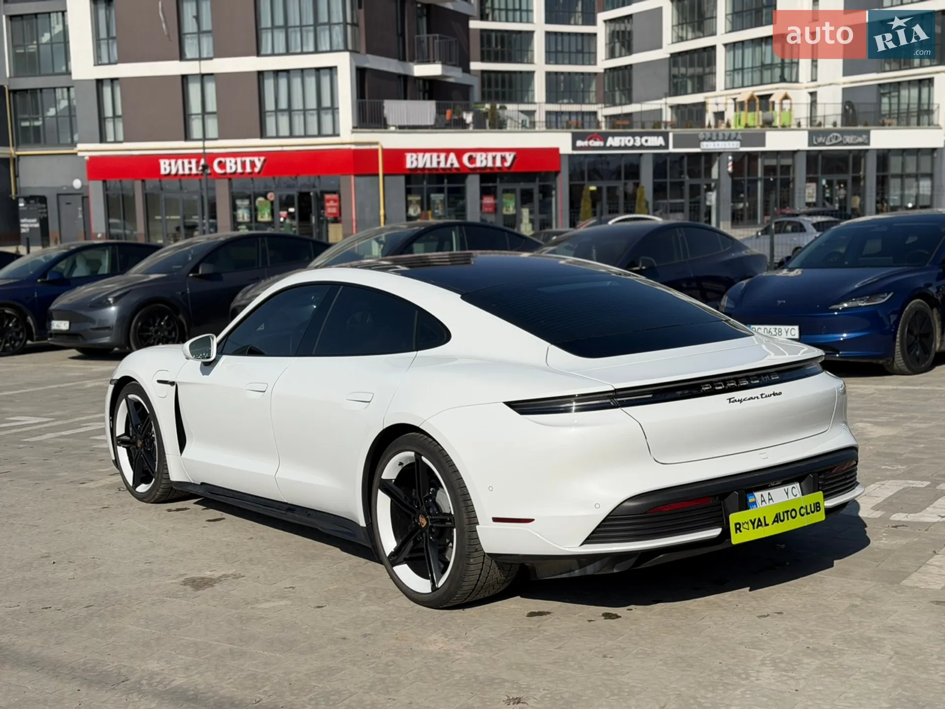 2020 Porsche Taycan - мініатюра 7