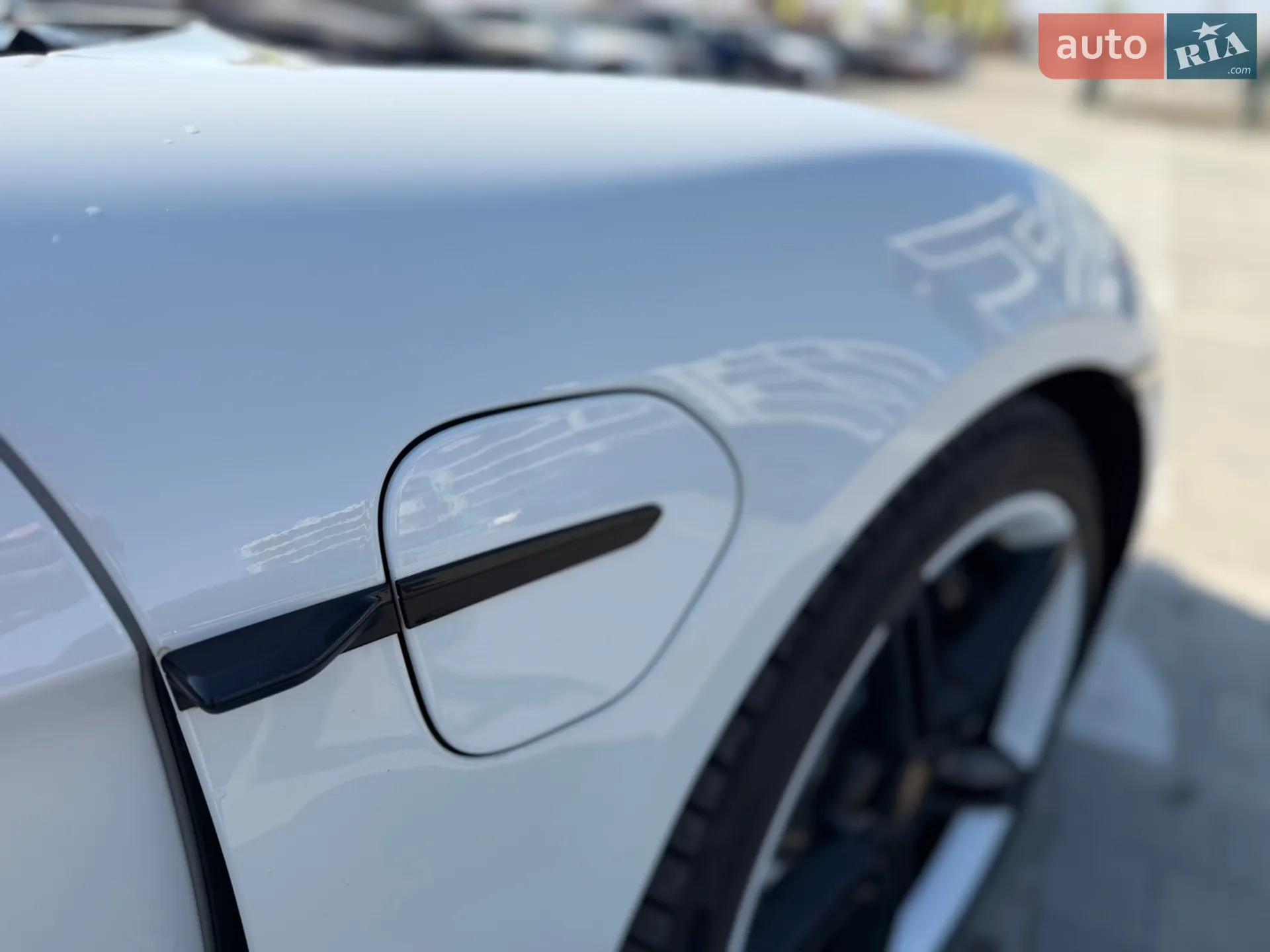2020 Porsche Taycan - мініатюра 12