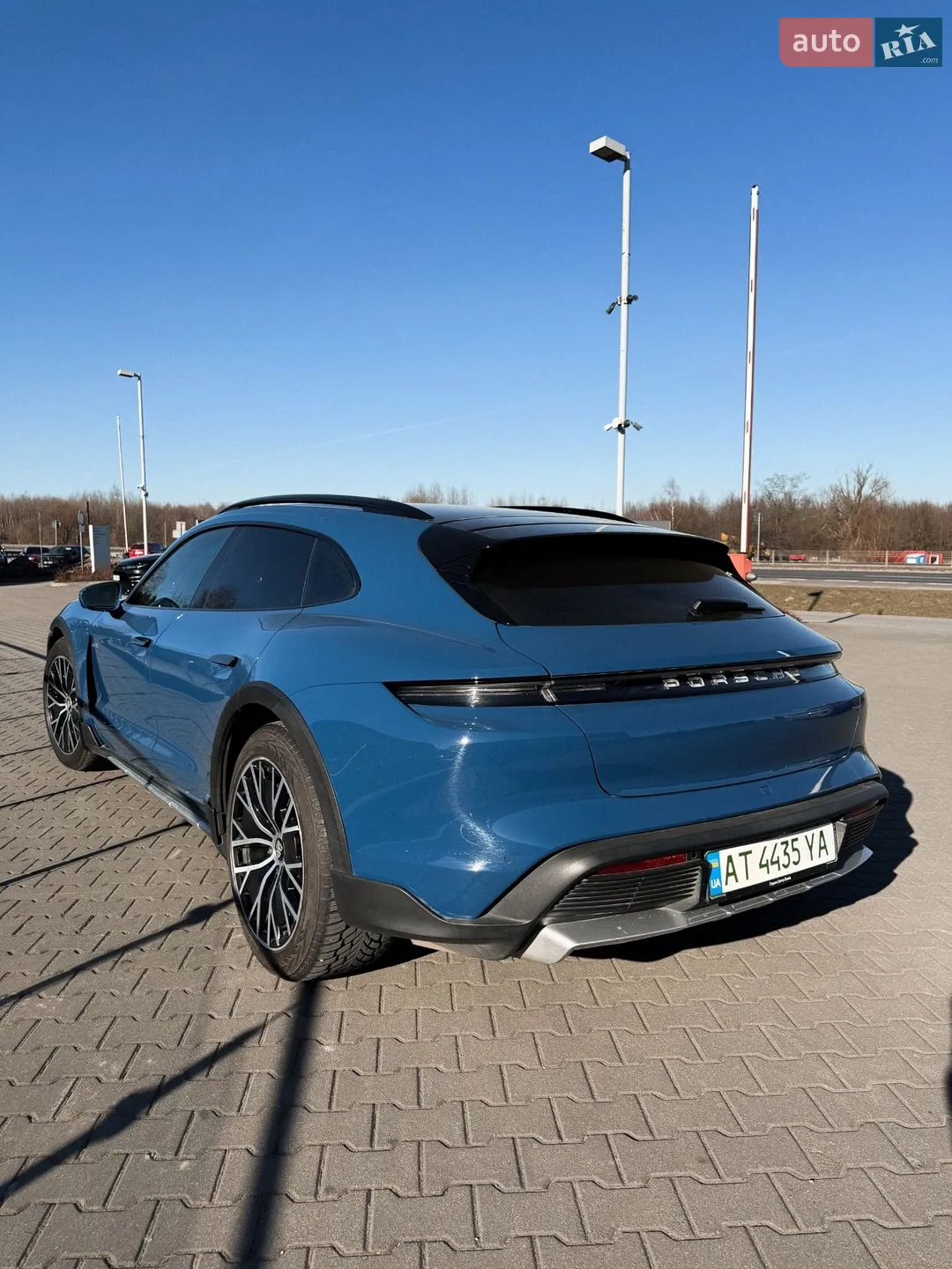 2023 Porsche Taycan - мініатюра 11