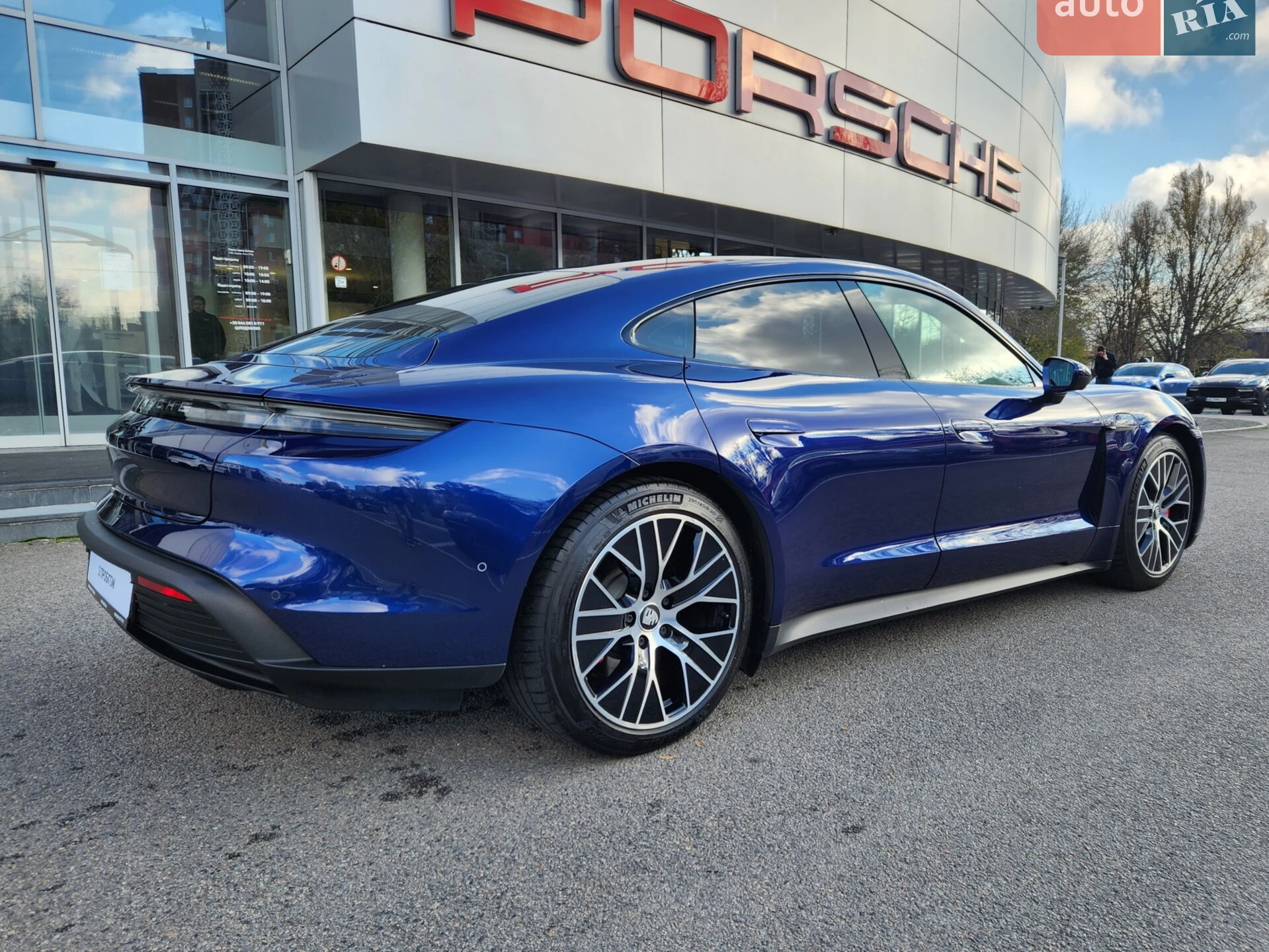2020 Porsche Taycan - мініатюра 15