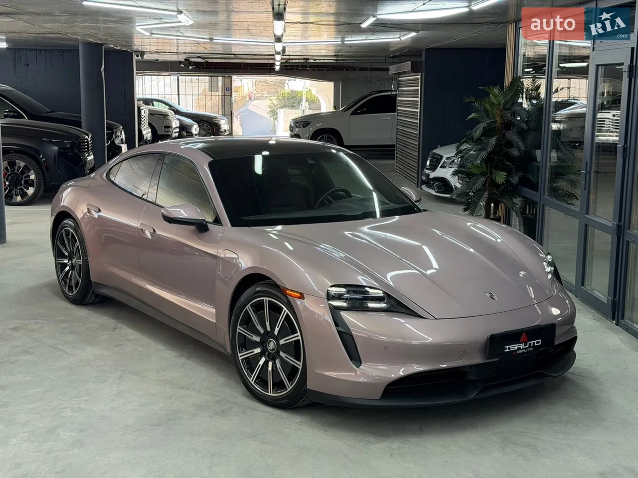 2020 Porsche Taycan - мініатюра 8