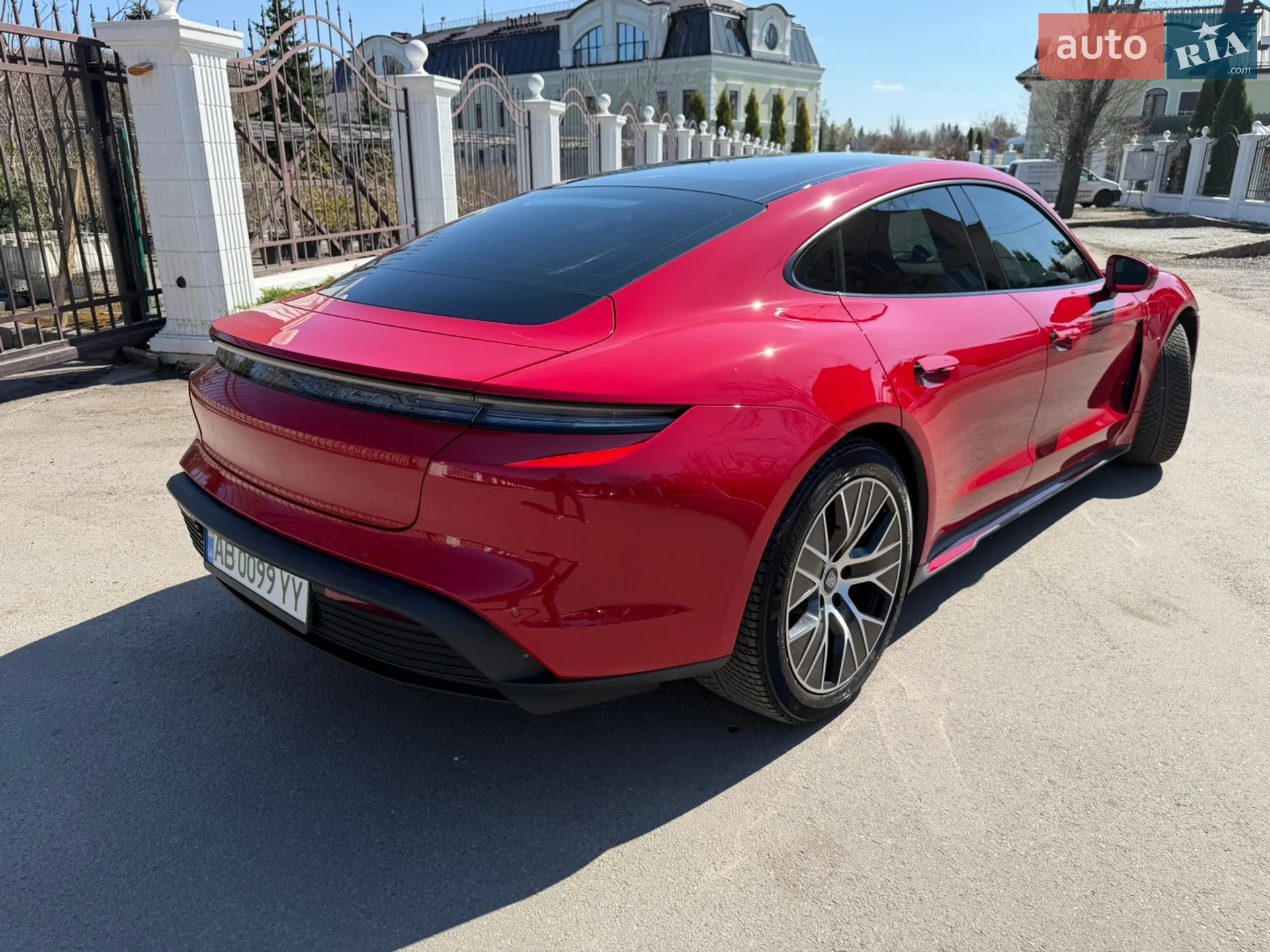 2023 Porsche Taycan - мініатюра 12