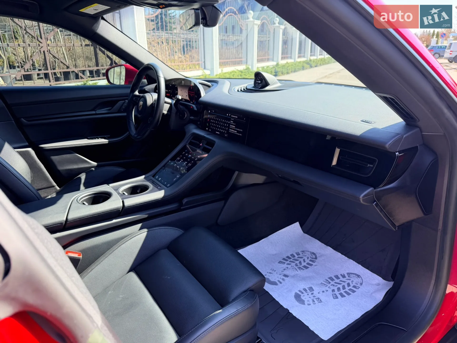 2023 Porsche Taycan - мініатюра 16