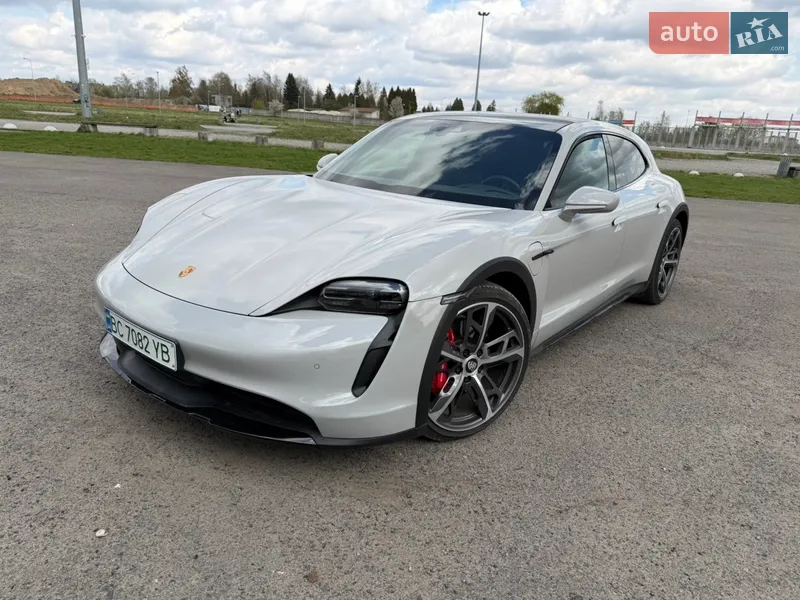 Porsche Taycan