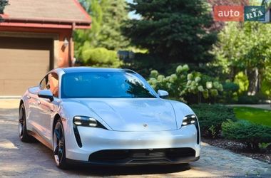 Седан Porsche Taycan 2023 в Черкассах