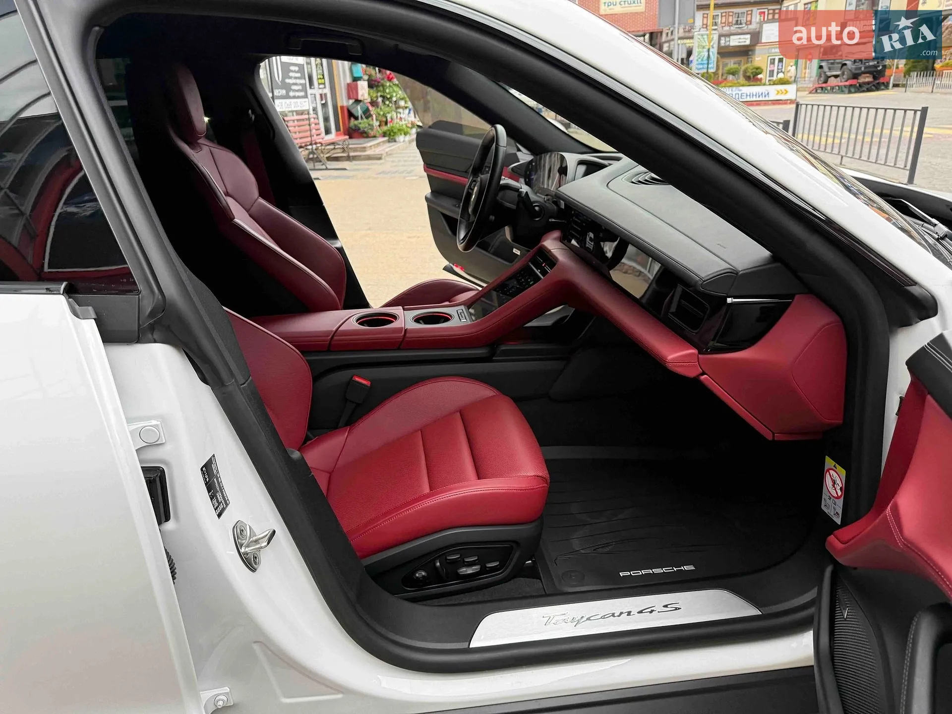 2023 Porsche Taycan - мініатюра 65