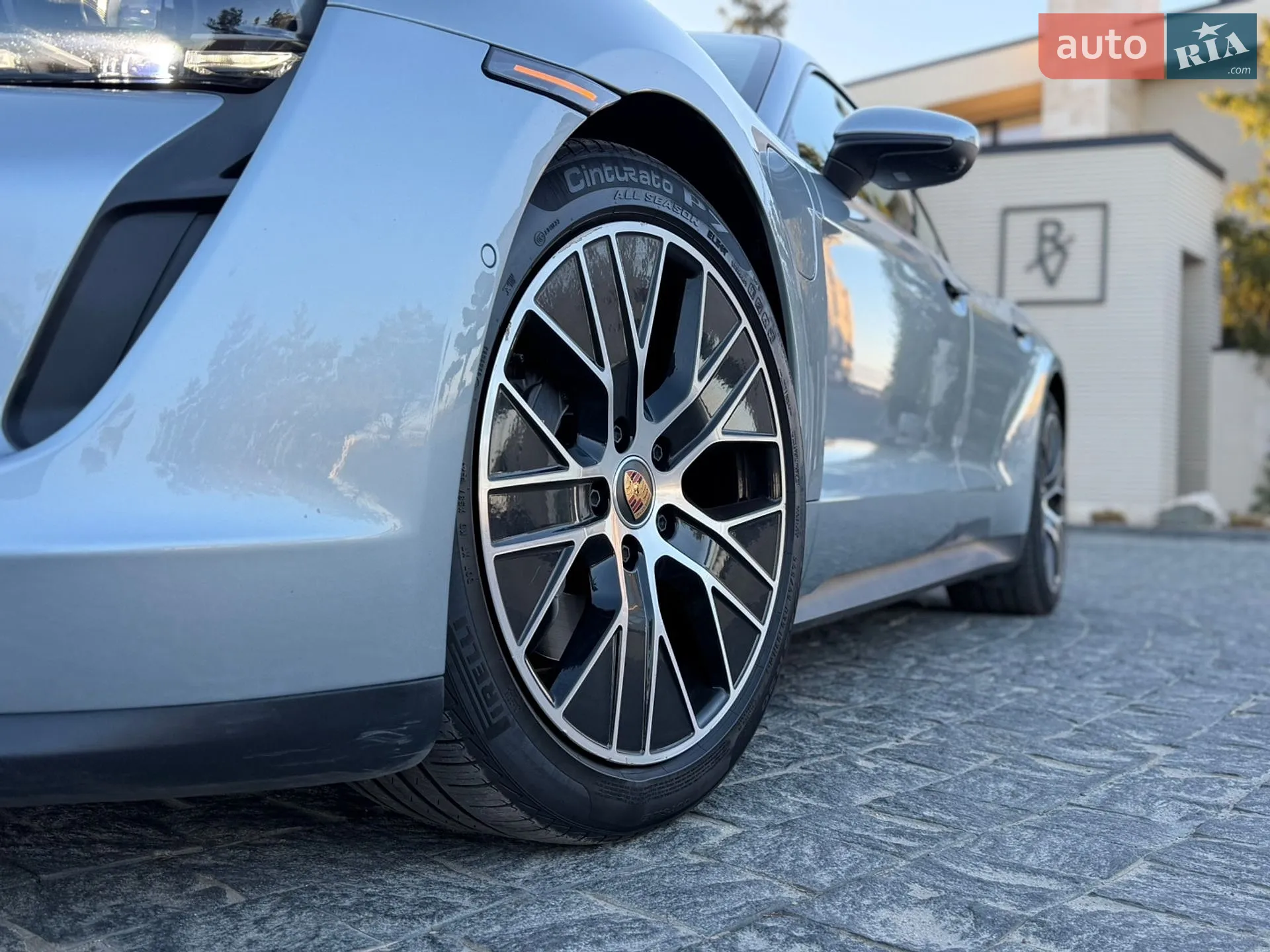 2023 Porsche Taycan - мініатюра 27