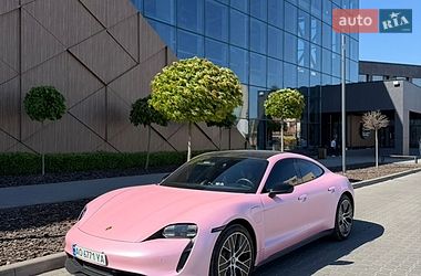 Седан Porsche Taycan 2021 в Мукачево