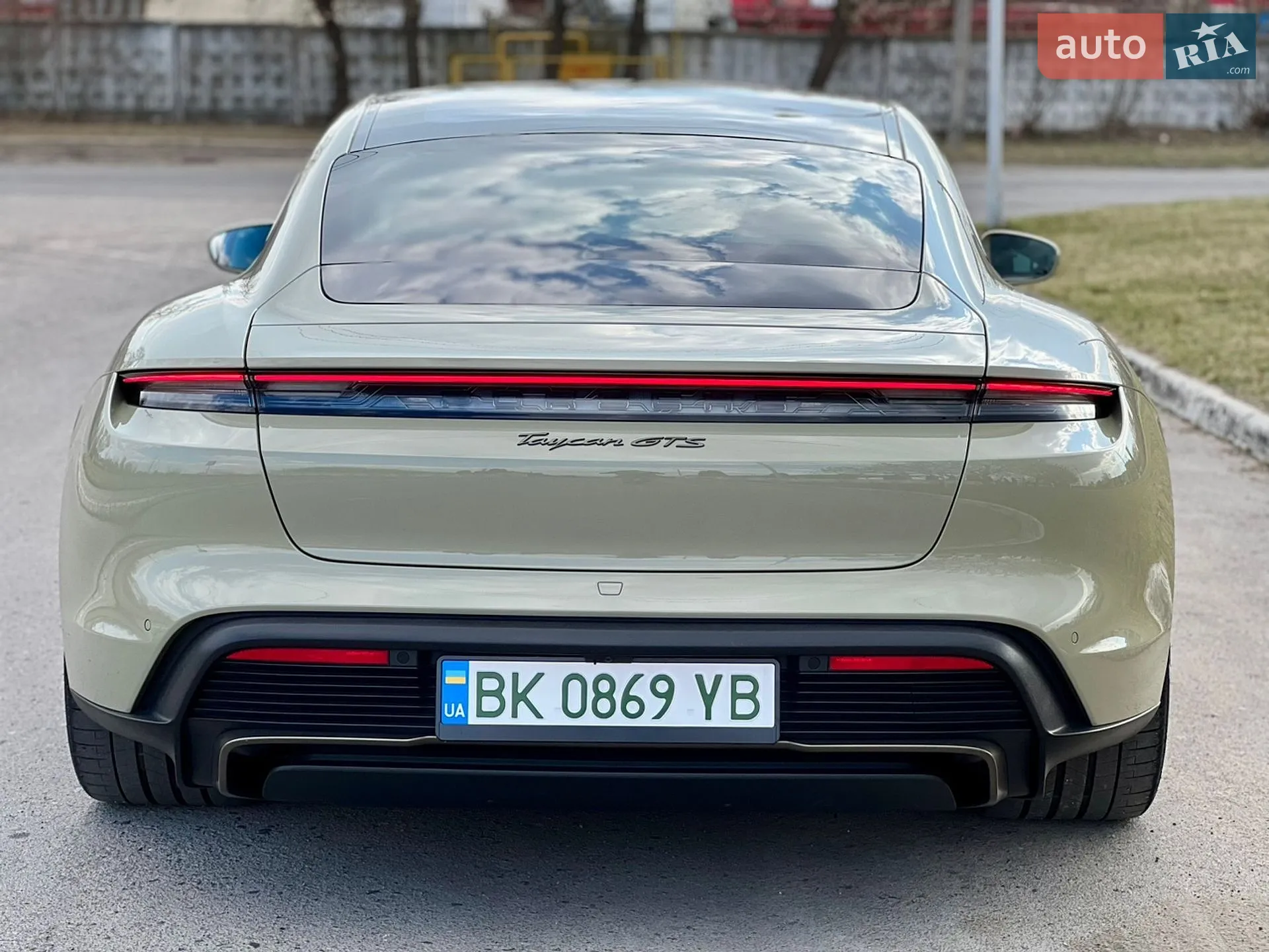 2023 Porsche Taycan - мініатюра 25