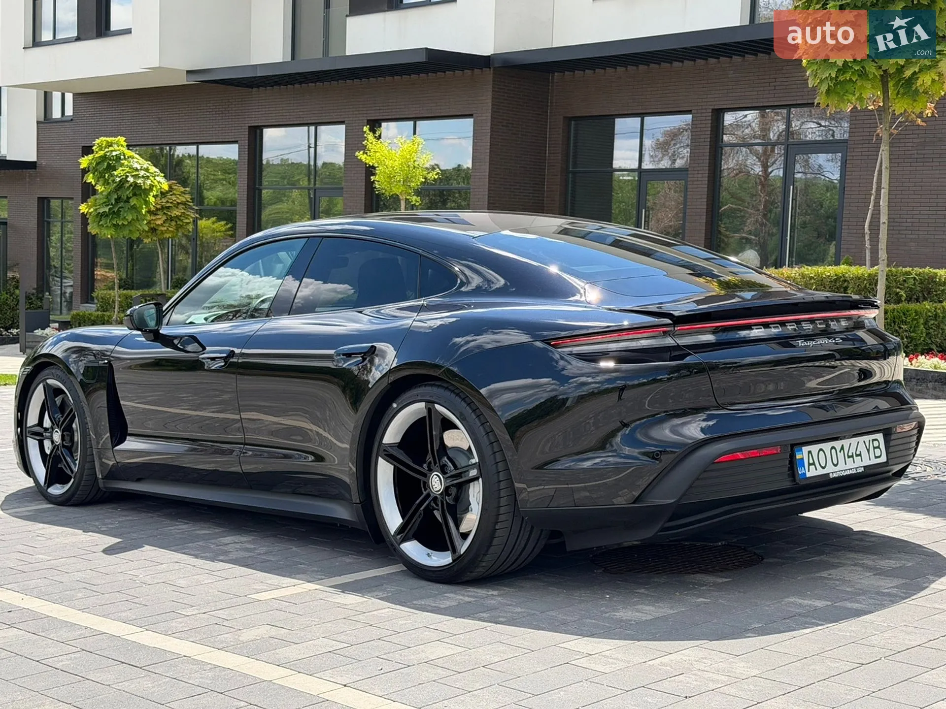 2021 Porsche Taycan - мініатюра 8