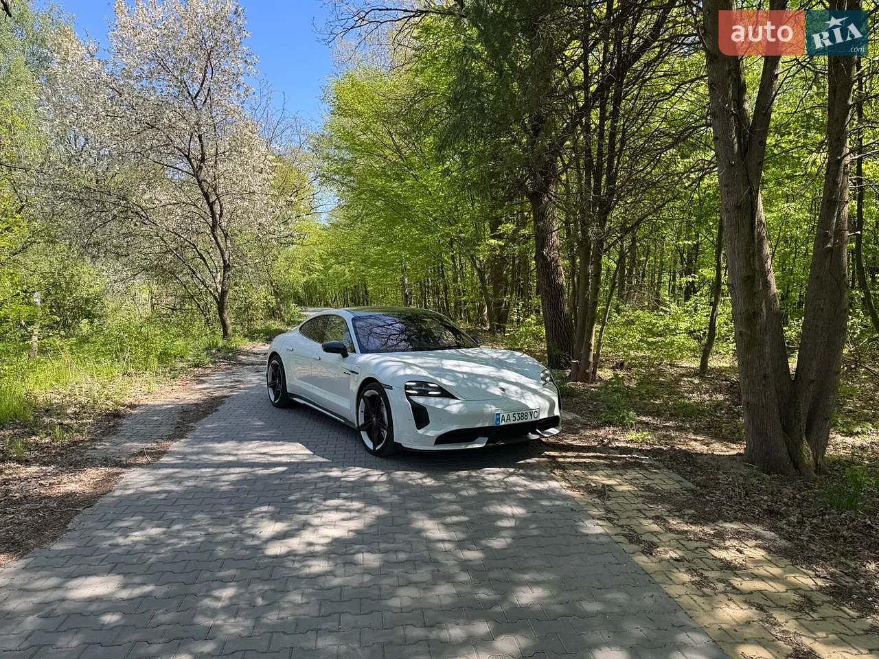 2020 Porsche Taycan - мініатюра 16