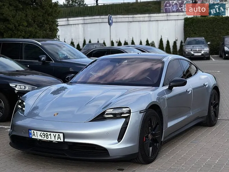 Porsche Taycan