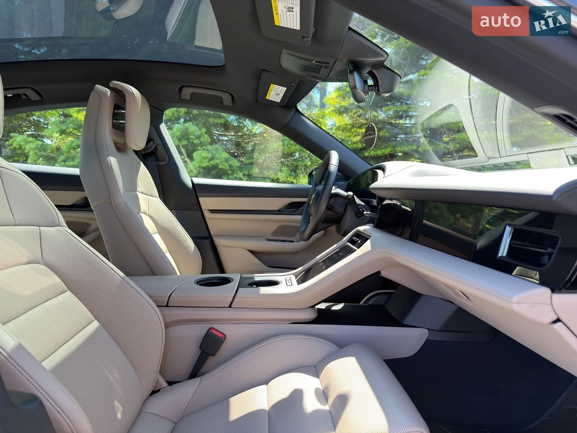 2022 Porsche Taycan - мініатюра 19