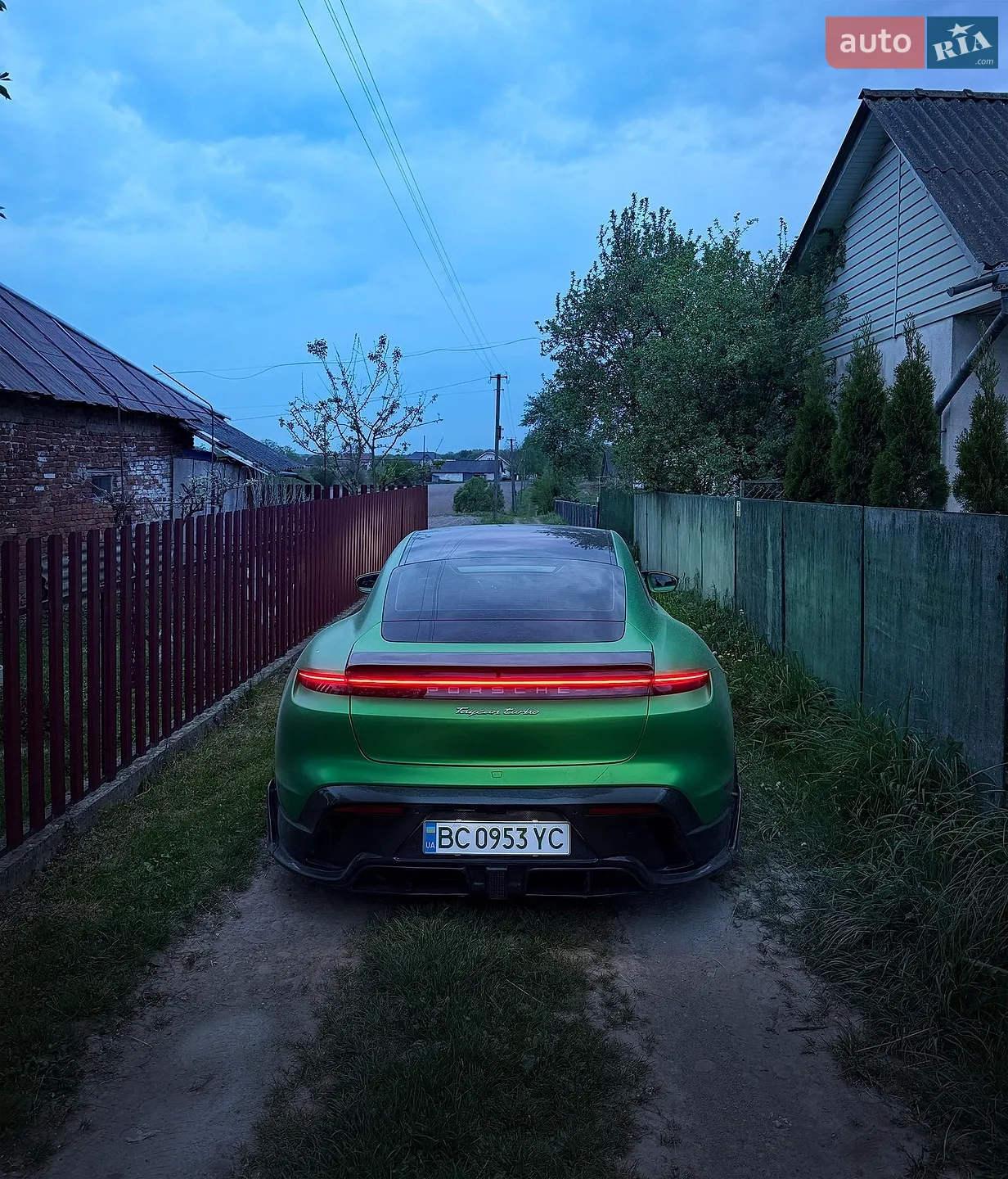 2020 Porsche Taycan - мініатюра 6