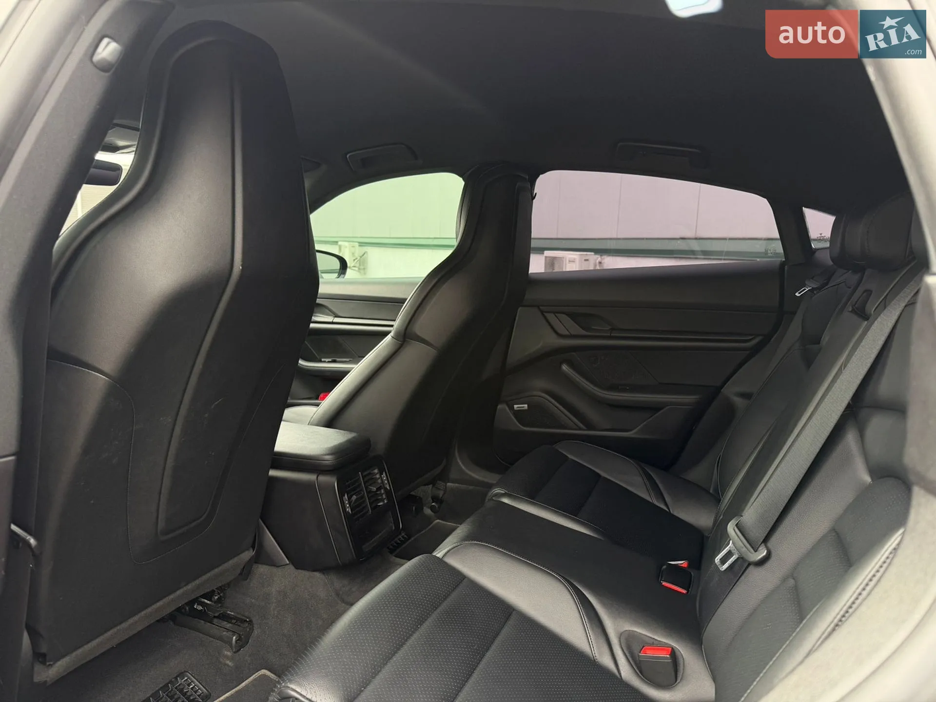 2021 Porsche Taycan - мініатюра 17