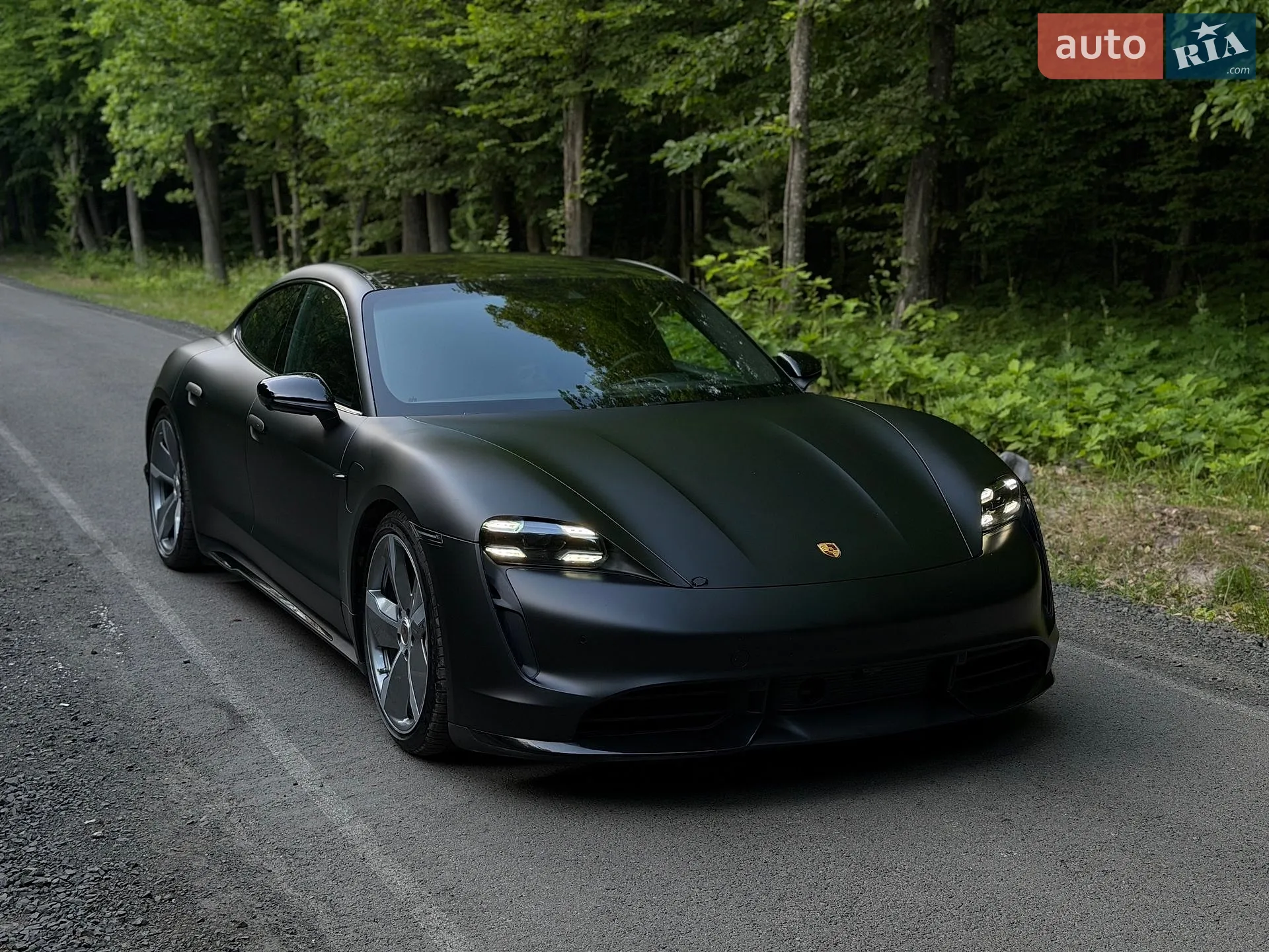 2020 Porsche Taycan - фото 1