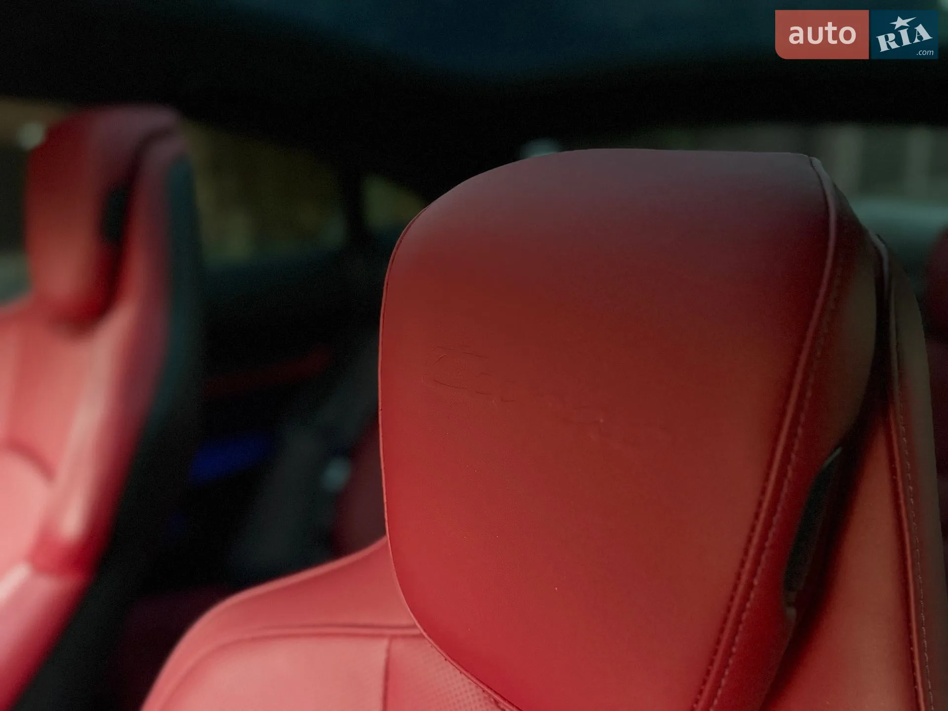 2020 Porsche Taycan - мініатюра 26