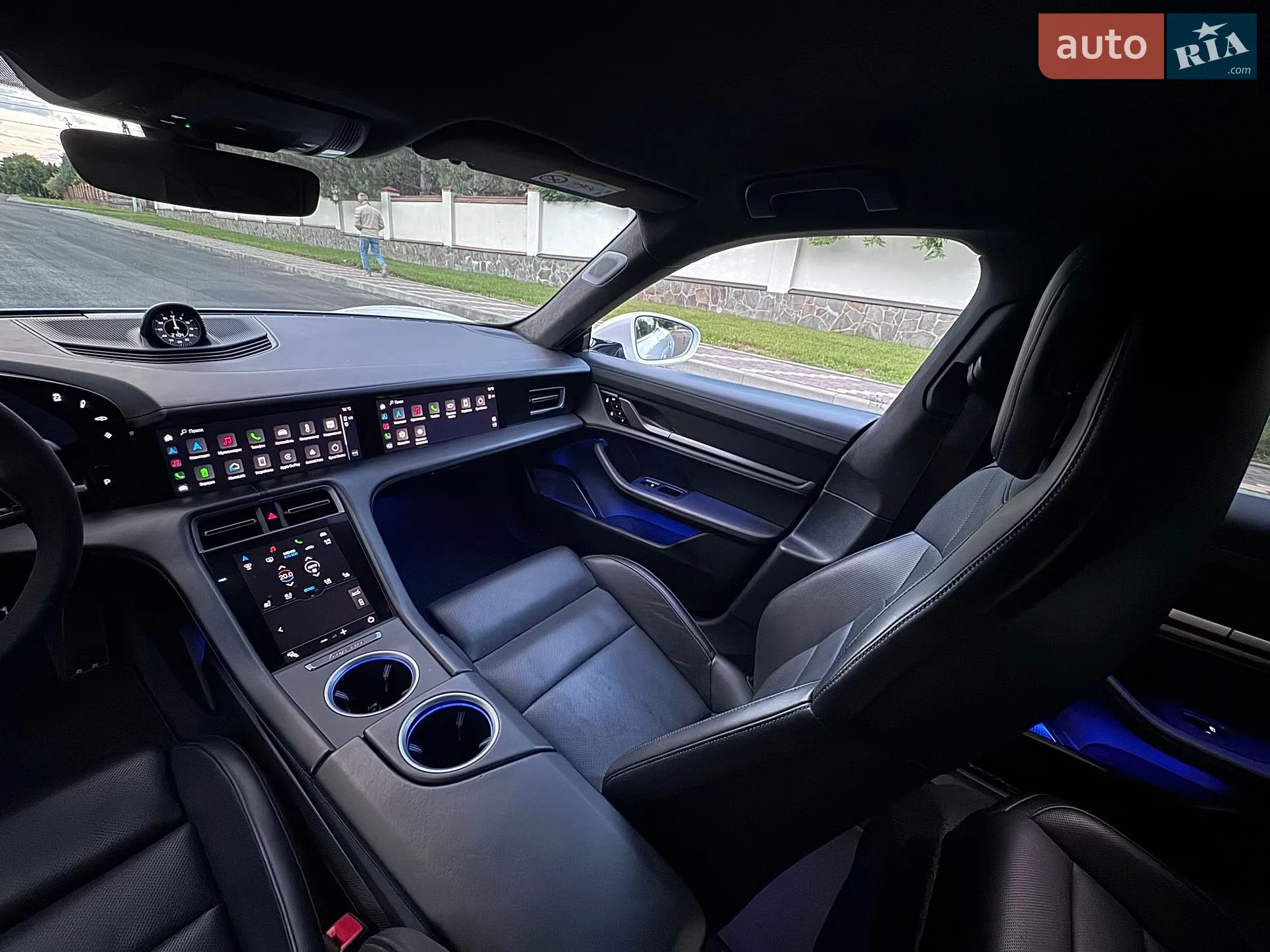 2020 Porsche Taycan - мініатюра 25