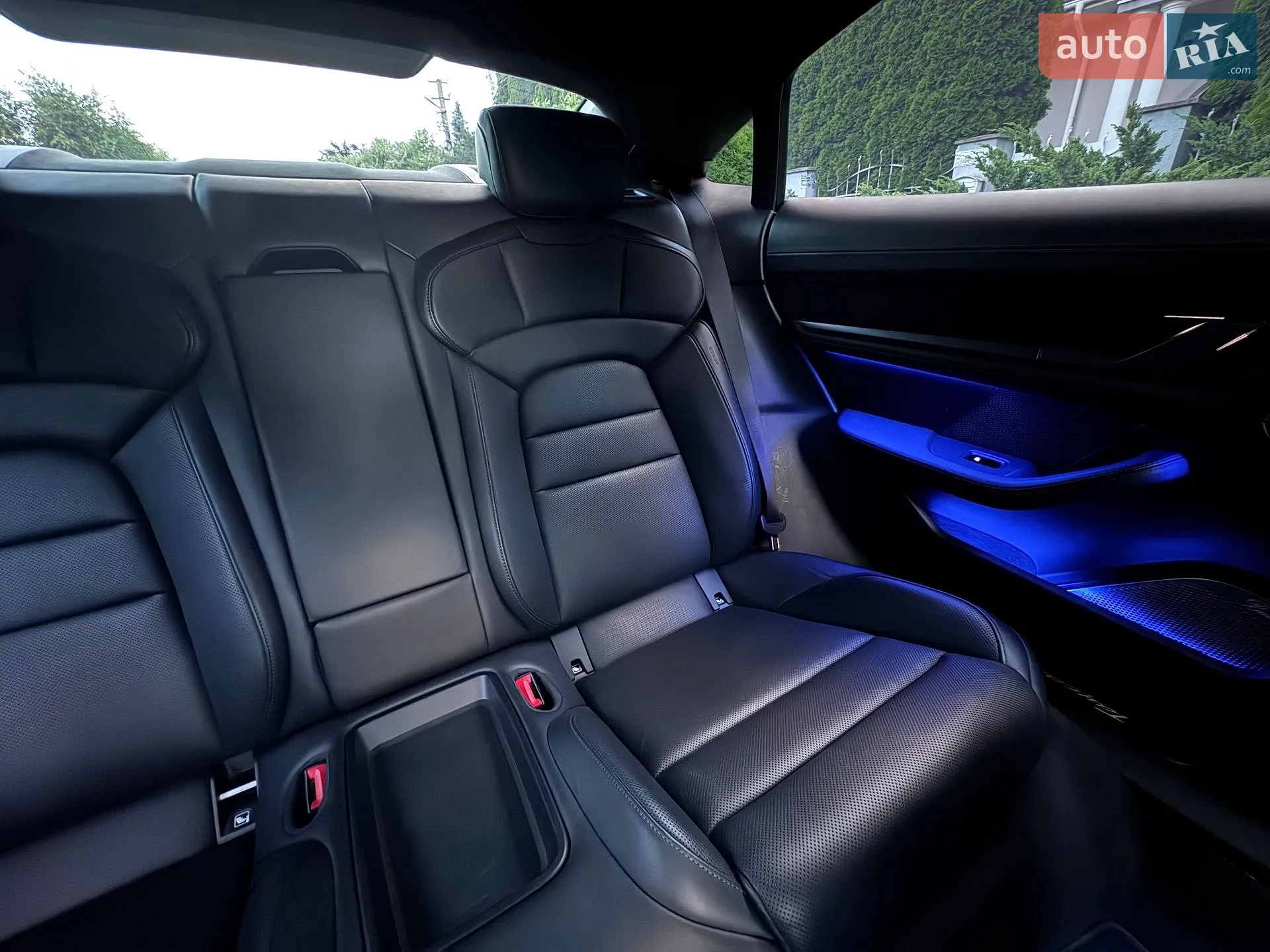 2020 Porsche Taycan - мініатюра 36