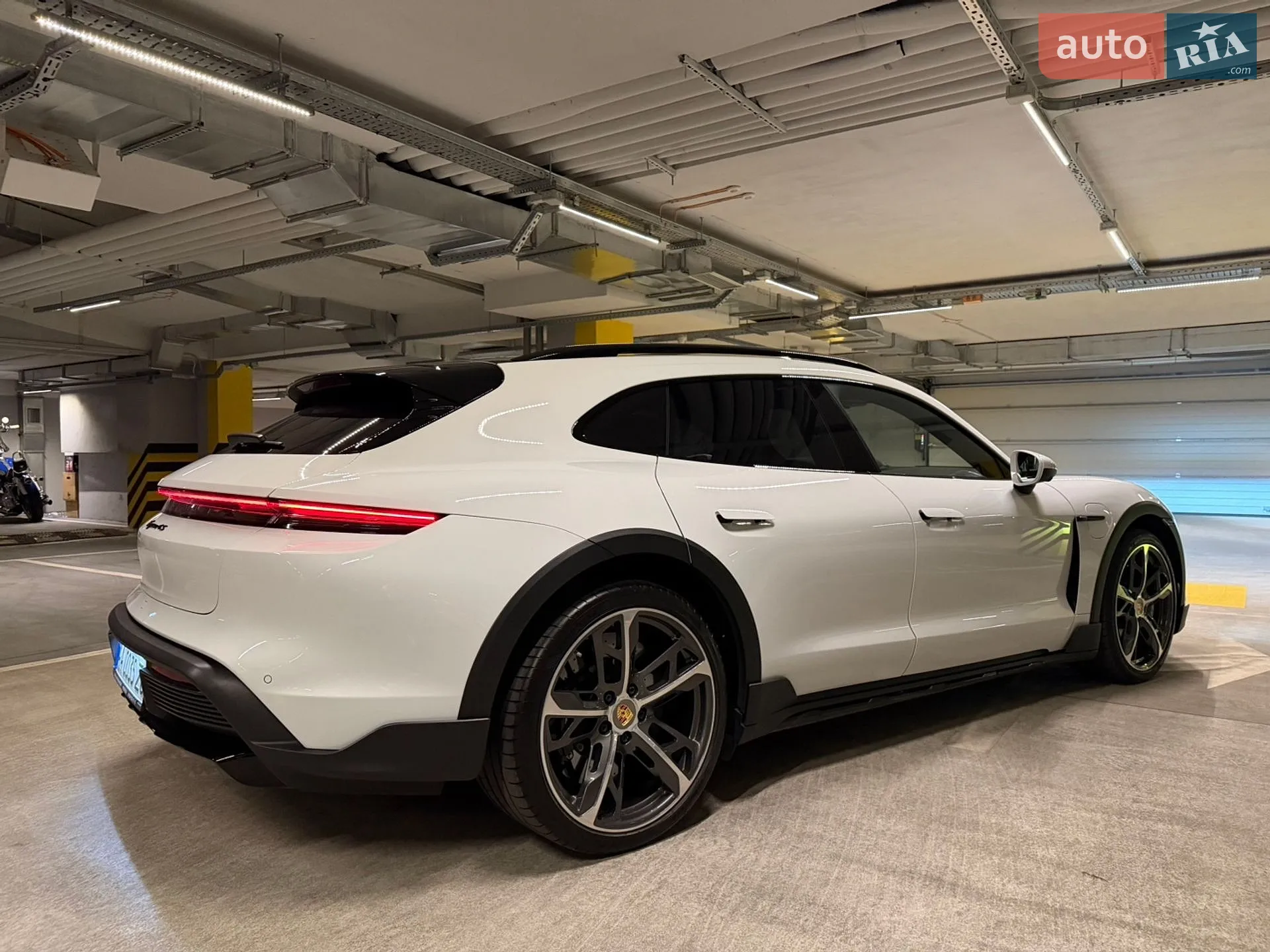 2021 Porsche Taycan - мініатюра 4