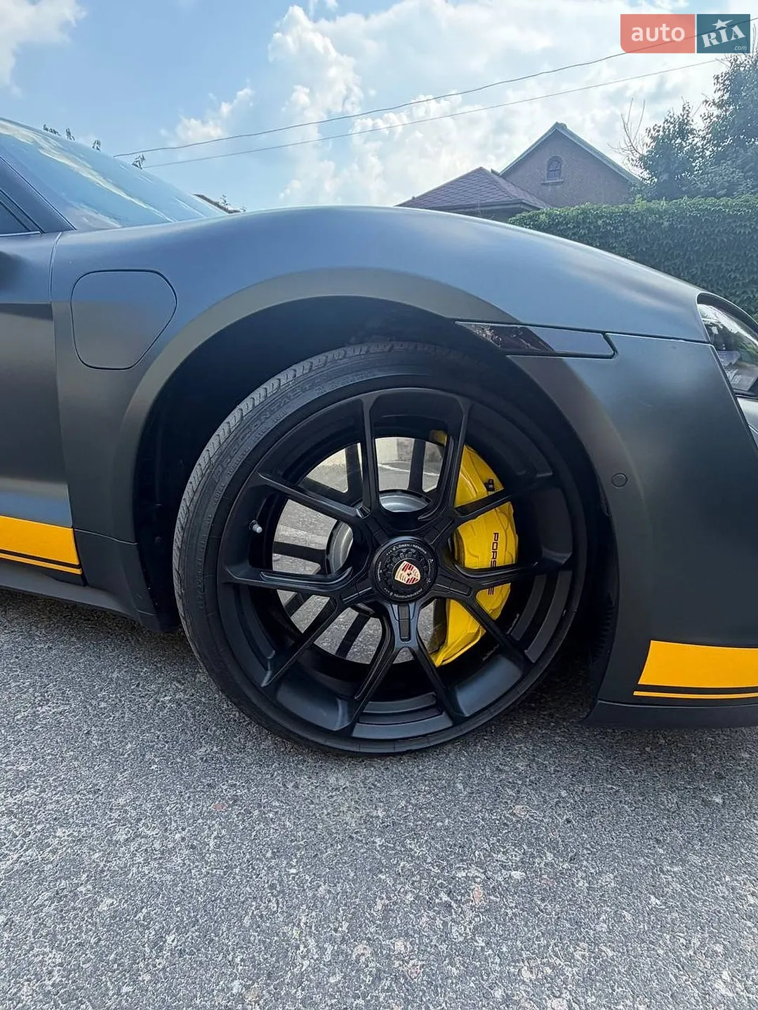 2020 Porsche Taycan - мініатюра 2