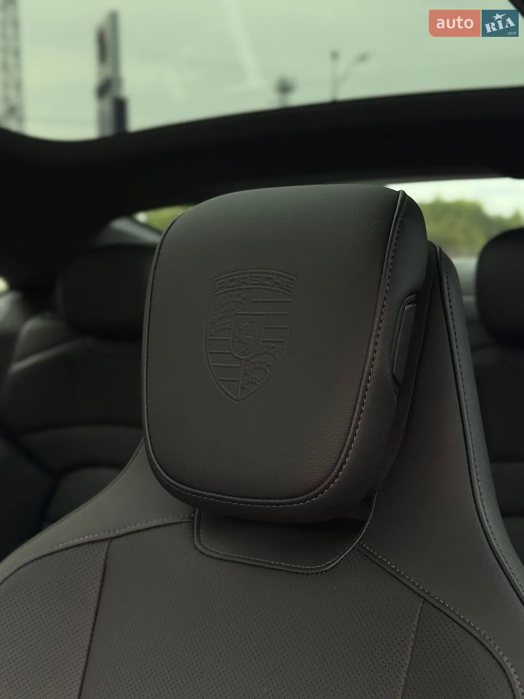 2021 Porsche Taycan - мініатюра 21