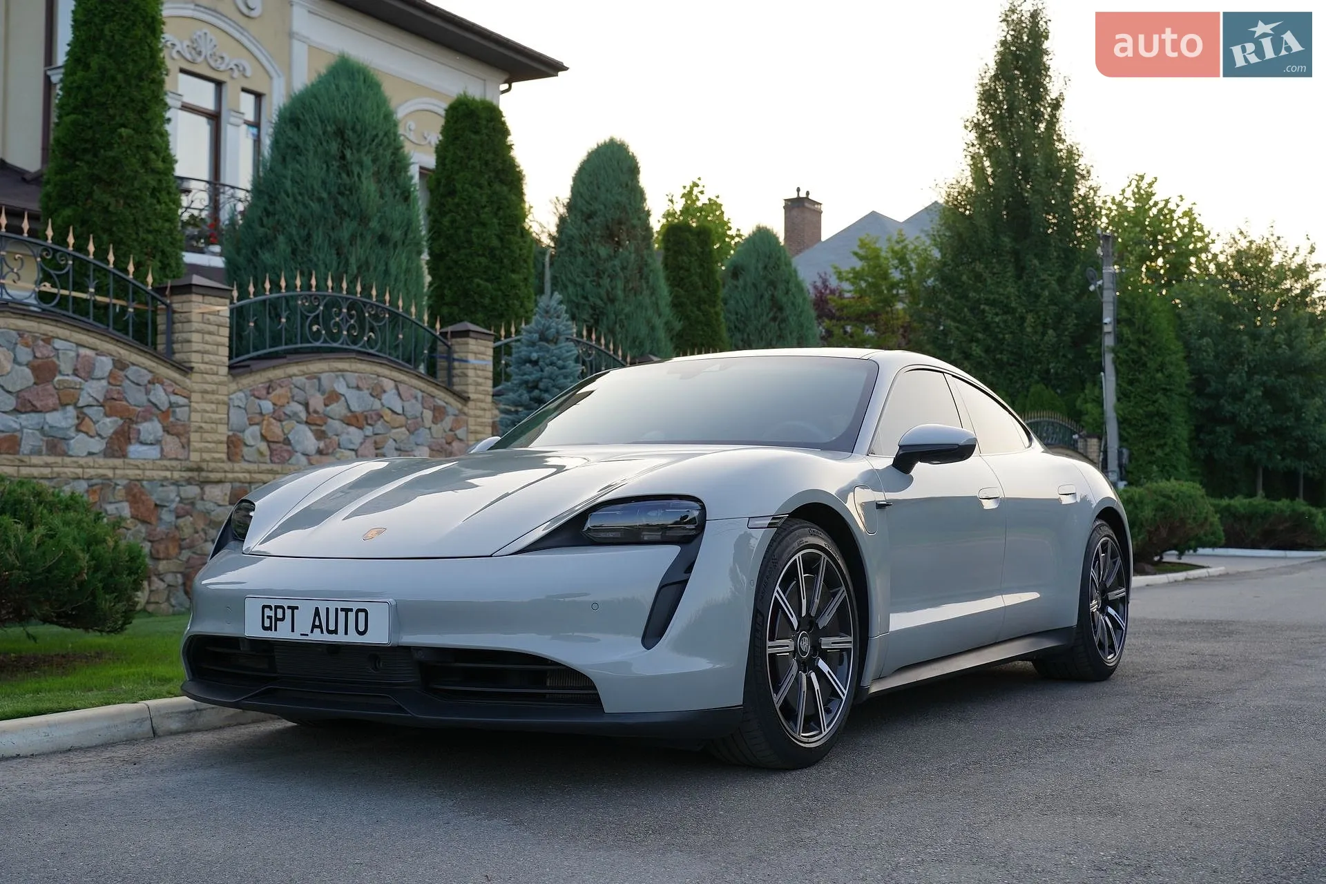 2022 Porsche Taycan - мініатюра 11