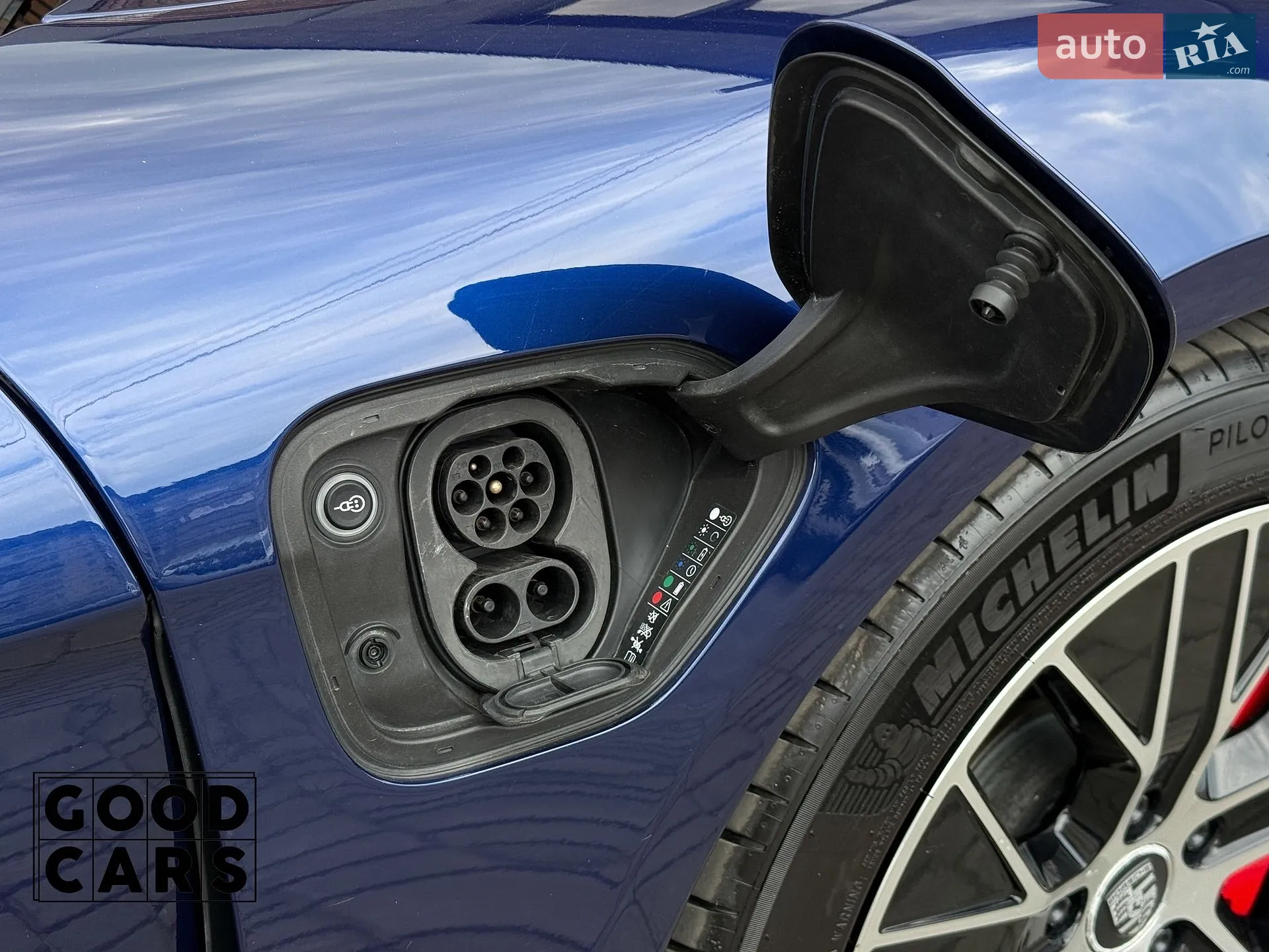 2020 Porsche Taycan - мініатюра 18