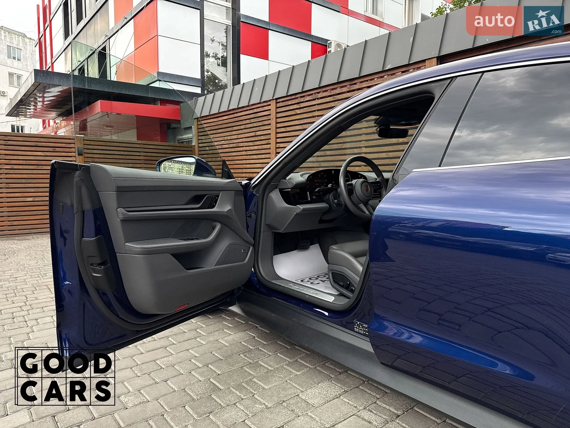 2020 Porsche Taycan - мініатюра 30