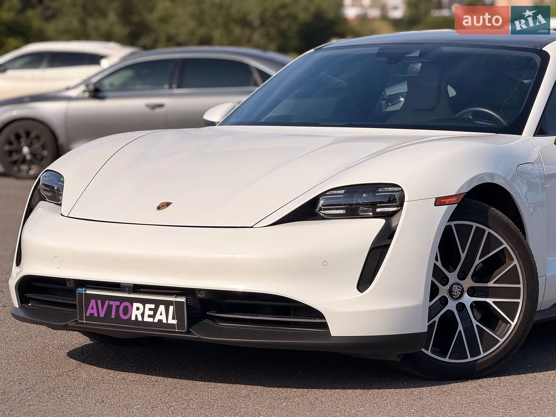 2021 Porsche Taycan - мініатюра 3