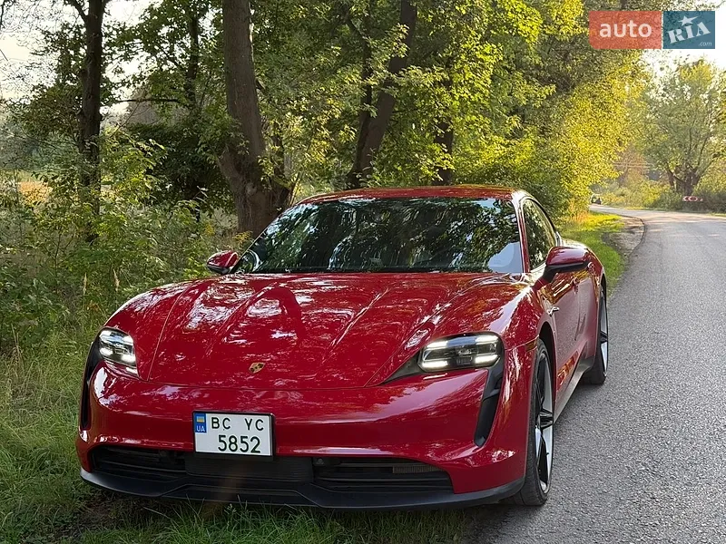 Porsche Taycan