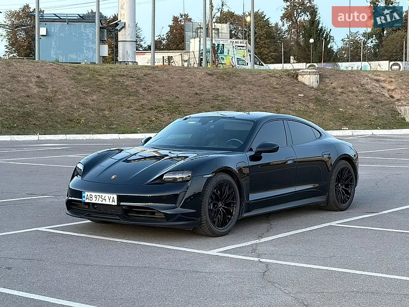 Porsche Taycan
