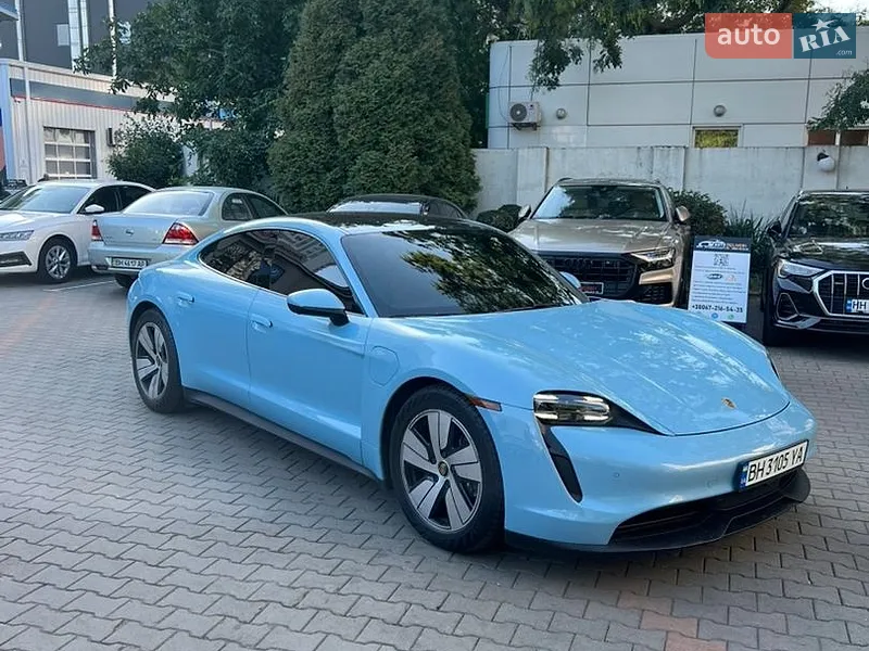 Porsche Taycan
