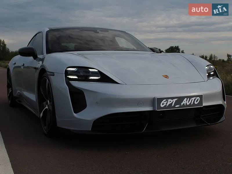 Porsche Taycan
