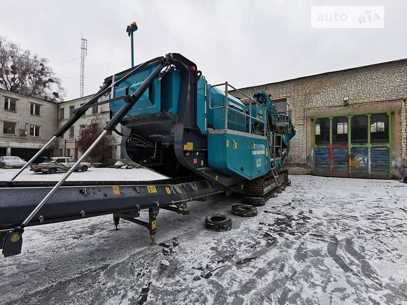 Дробарка (дробильна установка) Powerscreen Maxtrak 2023 в Києві