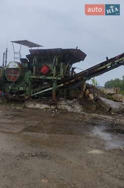 Дробарка (дробильна установка) Powerscreen Maxtrak 1996 в 